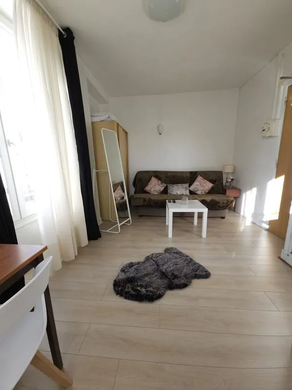 Location Paris Appartement 6a42f27cb783