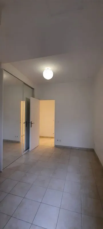 Location Bois-Colombes Appartement 6a42f283363d