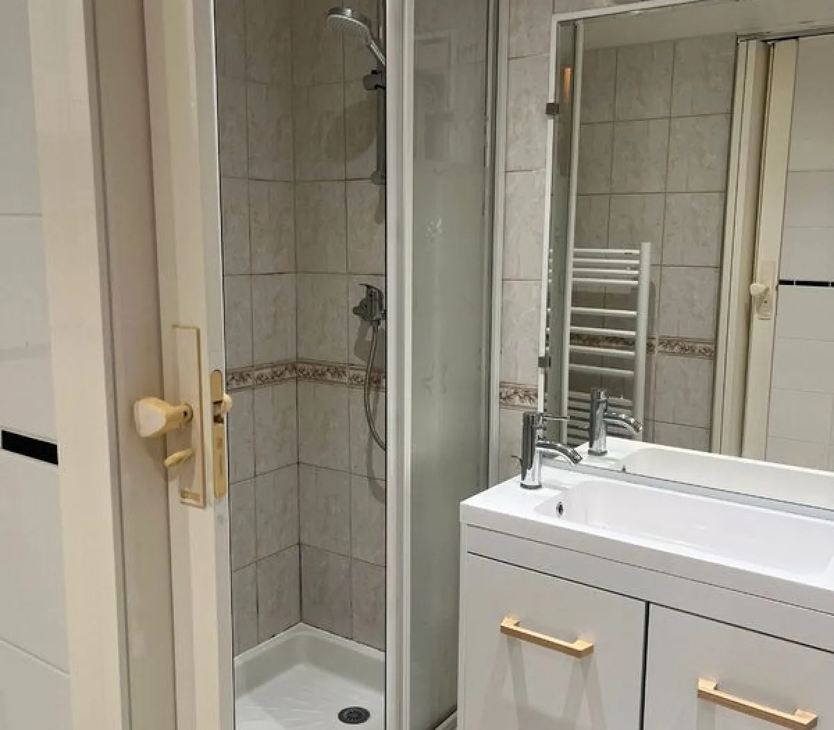 Location Pontault-Combault Appartement 6a42f9d524b1
