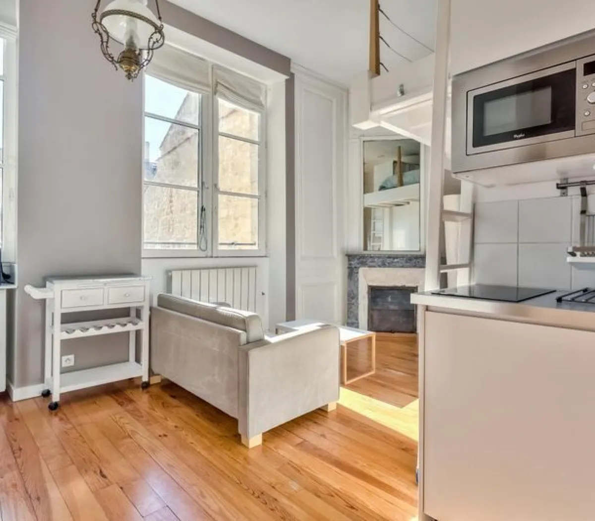 Location Bordeaux Appartement 6a439195d617