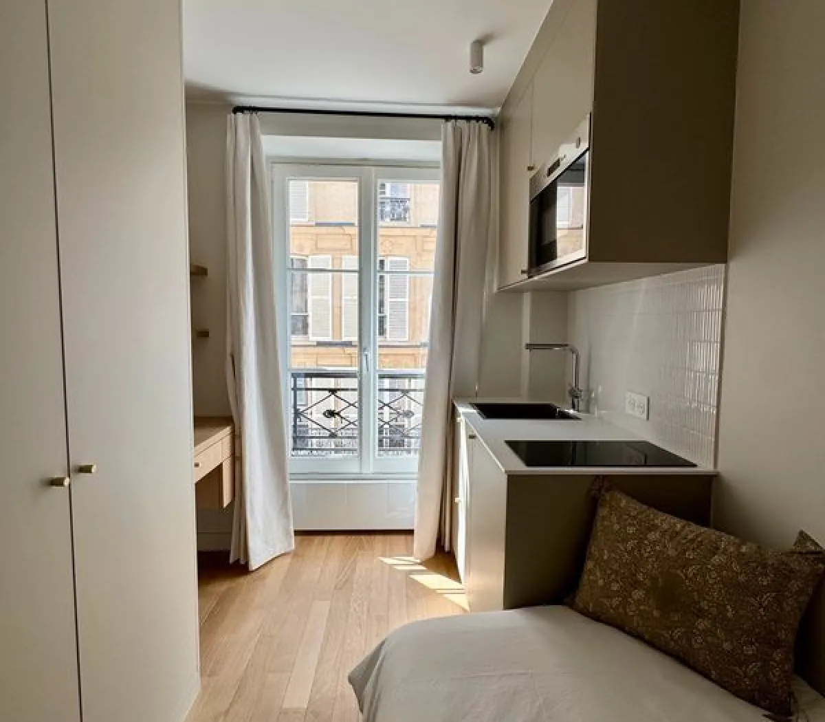 Location Paris Appartement 6a43c9186bfd