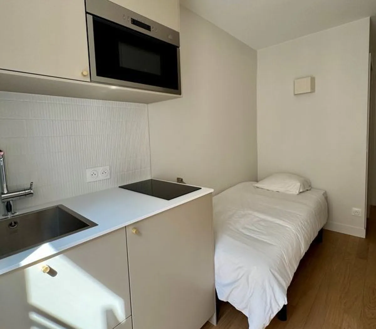 Location Paris Appartement 6a43c9186bfd