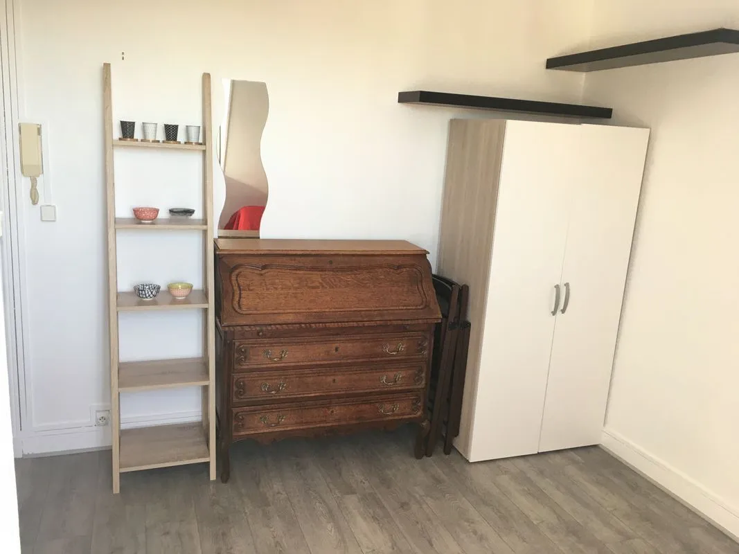 Location Asnières-sur-Seine Appartement 6a43c92b30a6