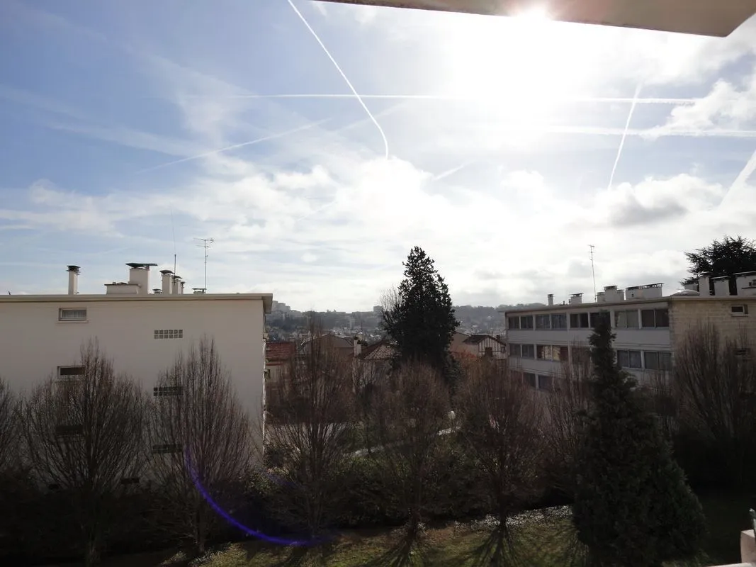 Location Bourg-la-Reine Appartement 6a43ea79c1f1