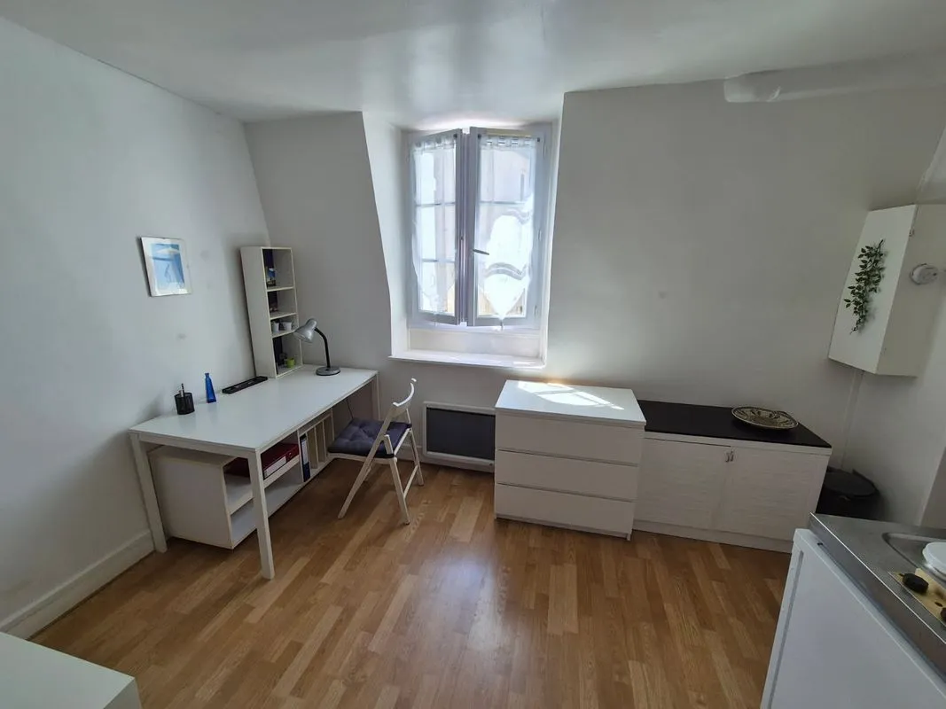 Location Paris Appartement 6a43f73e251b