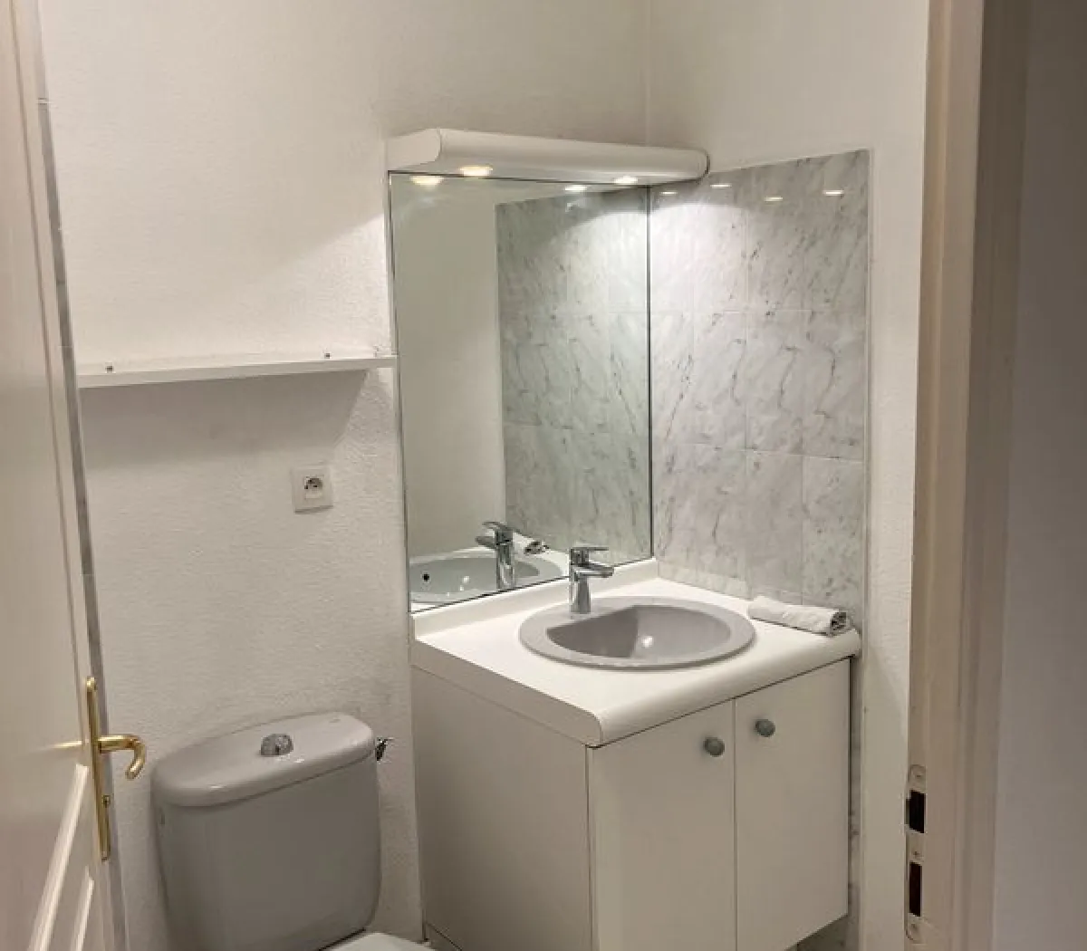 Location Lyon Appartement 6a43f75bce00