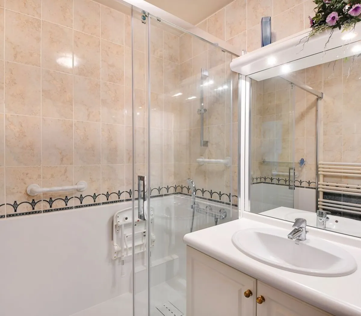 Location Charenton-le-Pont Appartement 6a44563ab2dd
