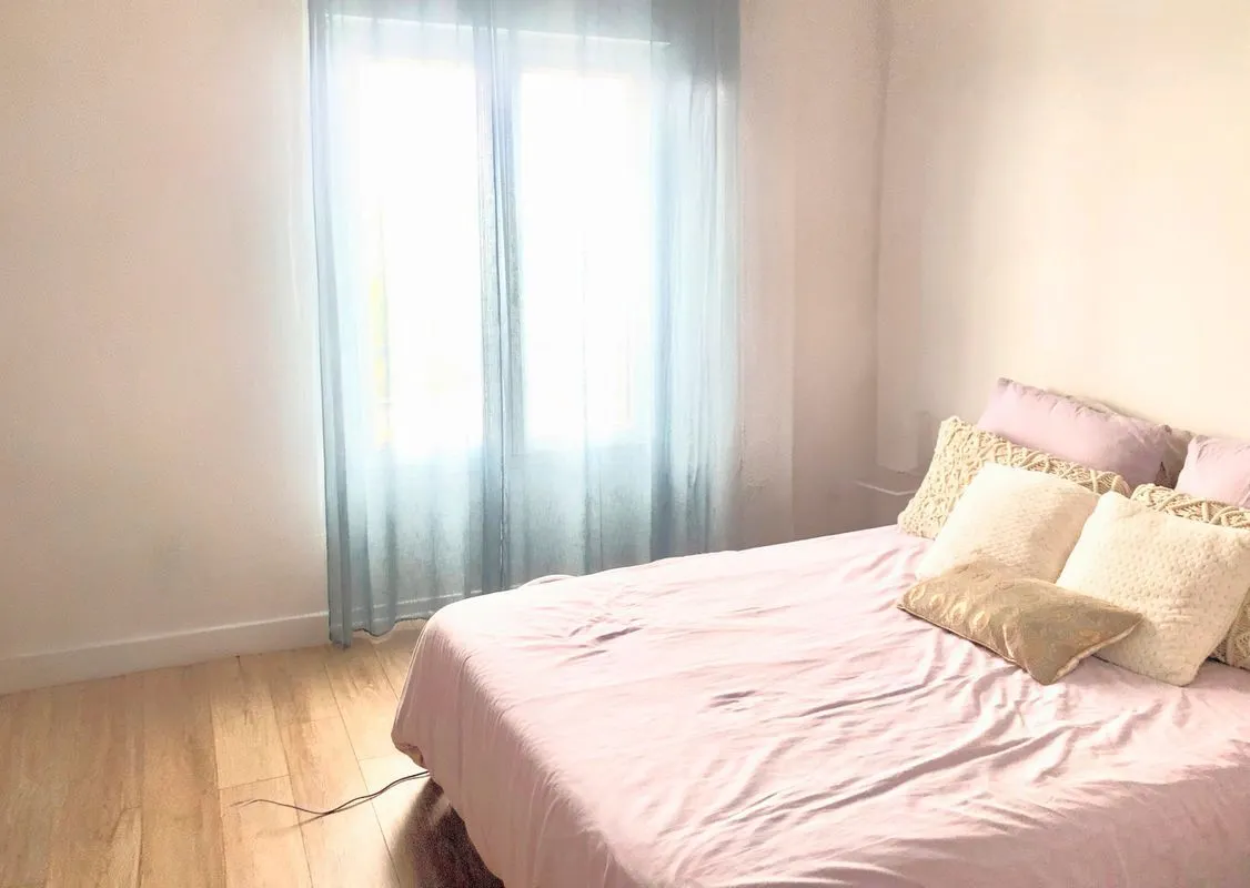 Location Charenton-le-Pont Appartement 6a44563ab2dd