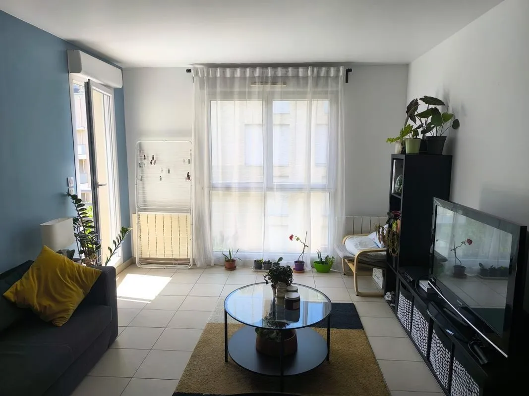 Location Villeurbanne Appartement 6a446132babe