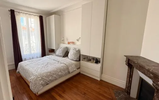 Location Asnières-sur-Seine Appartement 6a44e5aab794