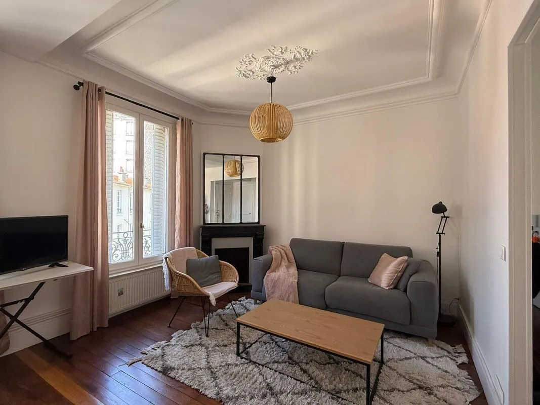 Location Asnières-sur-Seine Appartement 6a44e5aab794