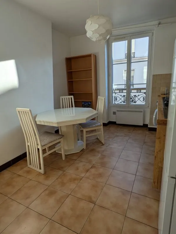 Location Paris Appartement 6a45a31fa550
