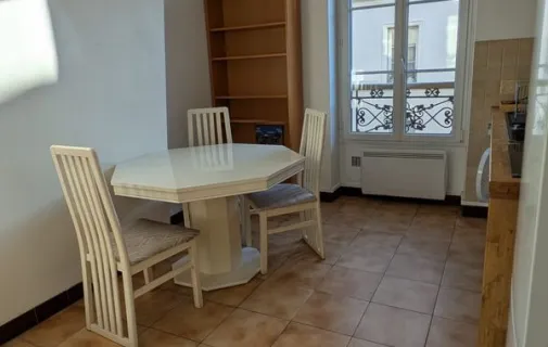 Location Paris Appartement 6a45a31fa550