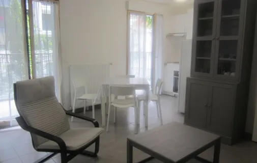 Location Clichy Appartement 6a45a34163f4