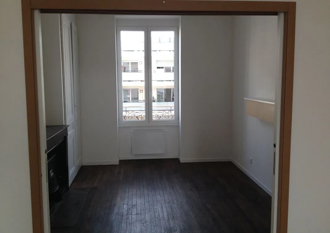 Location Lyon Appartement 6a463eea107d