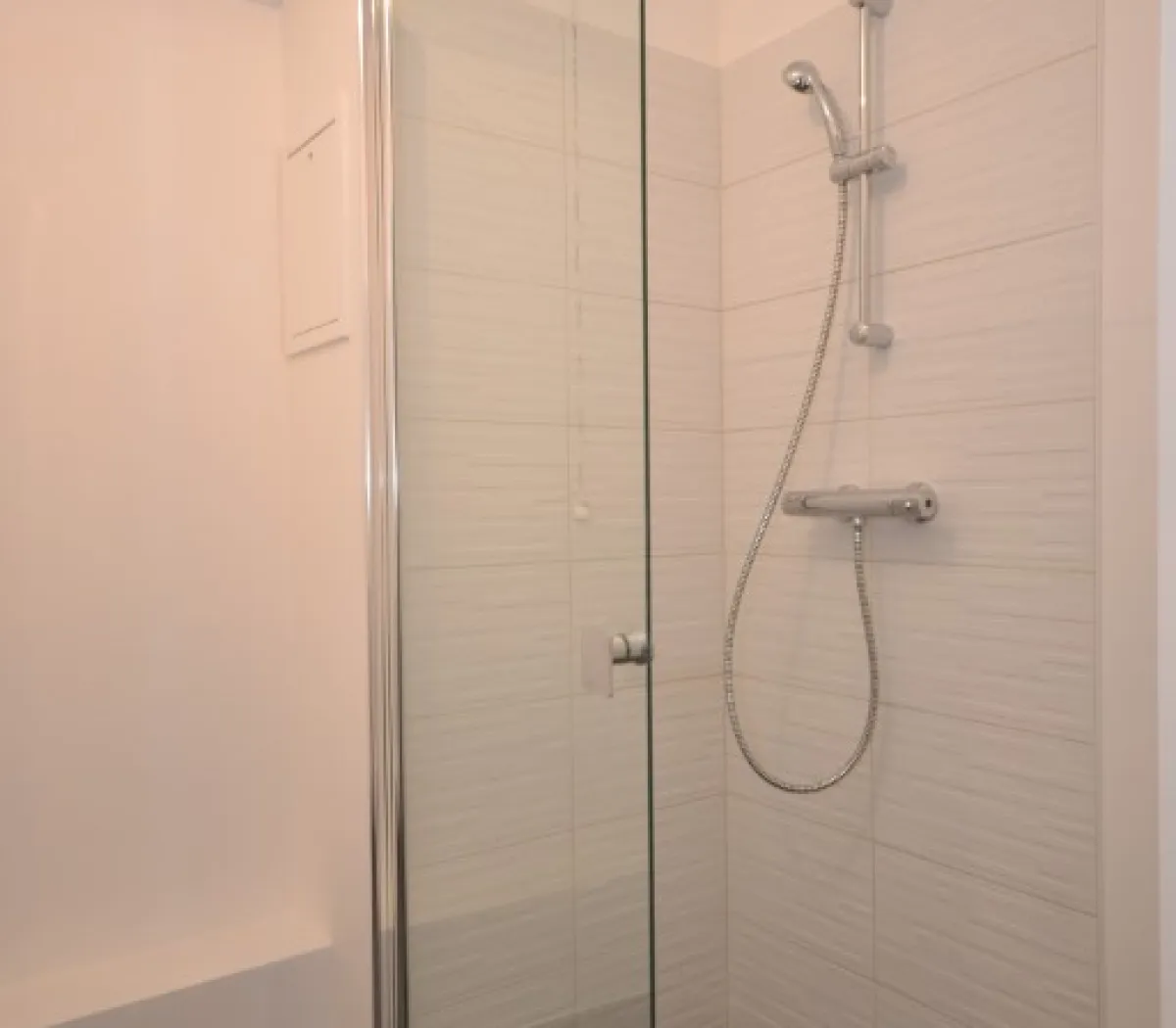 Location Courbevoie Appartement 6a4641d4b746