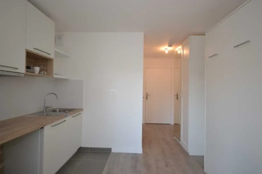 Location Courbevoie Appartement 6a4641d4b746