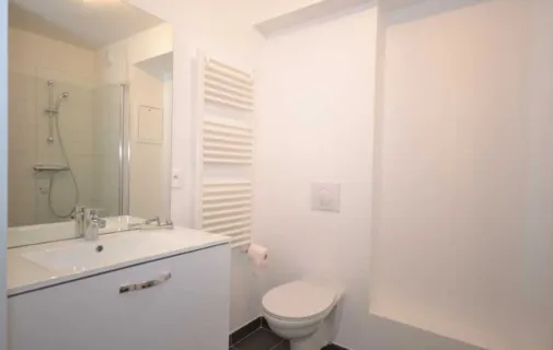 Location Courbevoie Appartement 6a4641d4b746