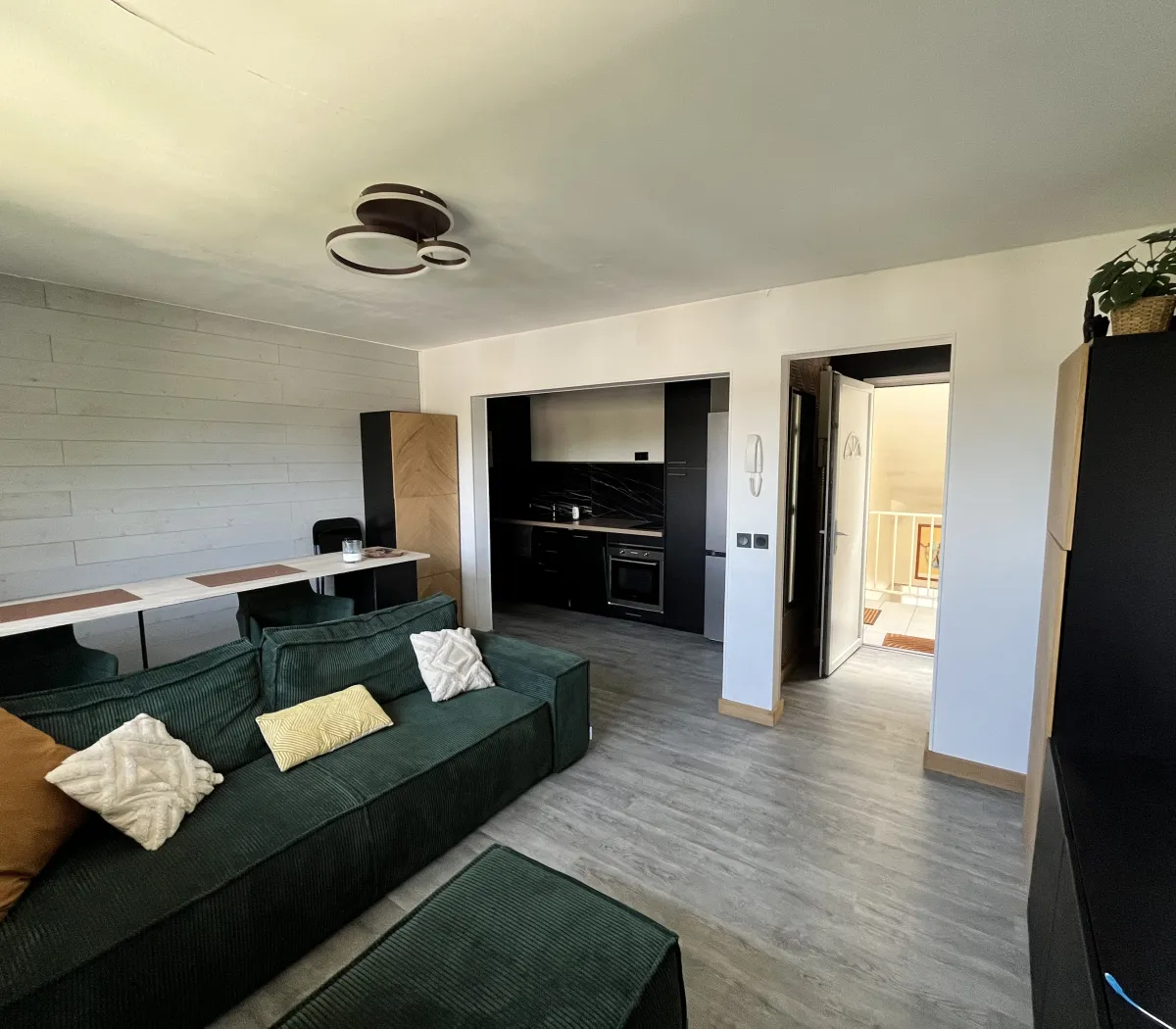 Location Coubron Appartement 6a464903eeee
