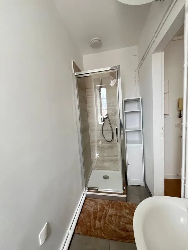 Location Charenton-le-Pont Appartement 6a464f8d937e