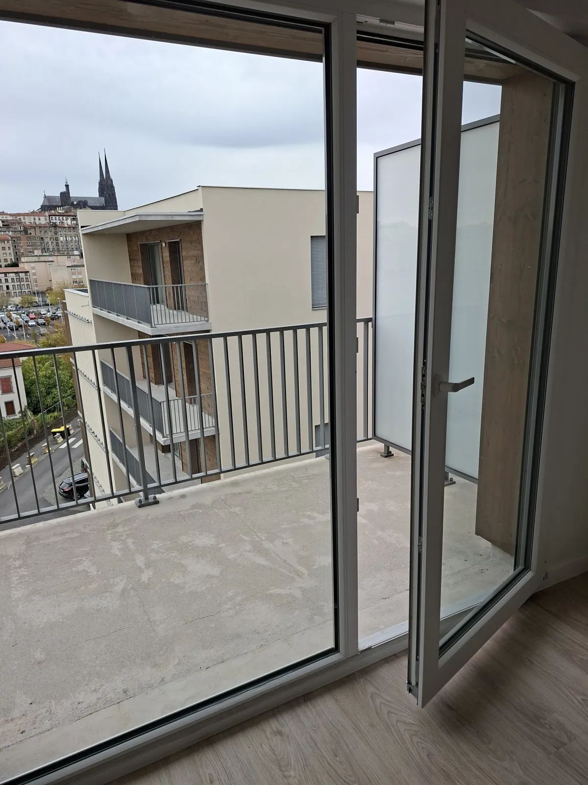 Location Clermont-Ferrand Appartement 6a46b9cb58bf