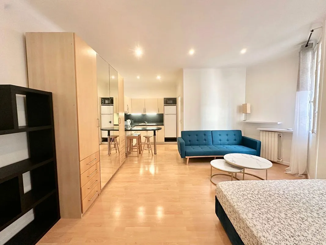 Location Paris Appartement 6a4719301a1e