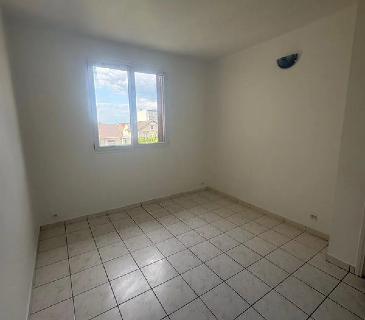 Location Bobigny Appartement 6a471ab9da43