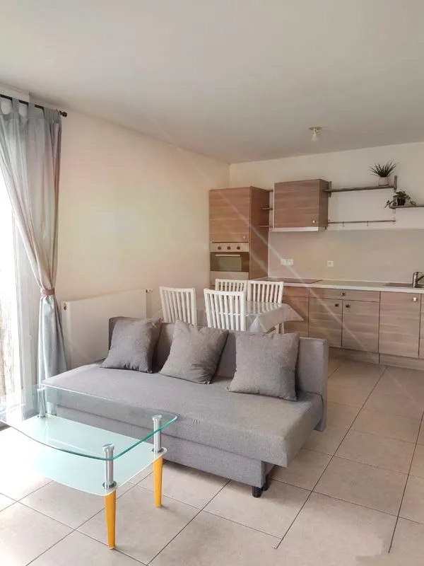 Location Bordeaux Appartement 6a472099df0a