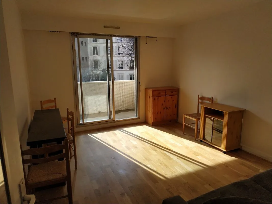 Location Paris Appartement 6a47755202ba