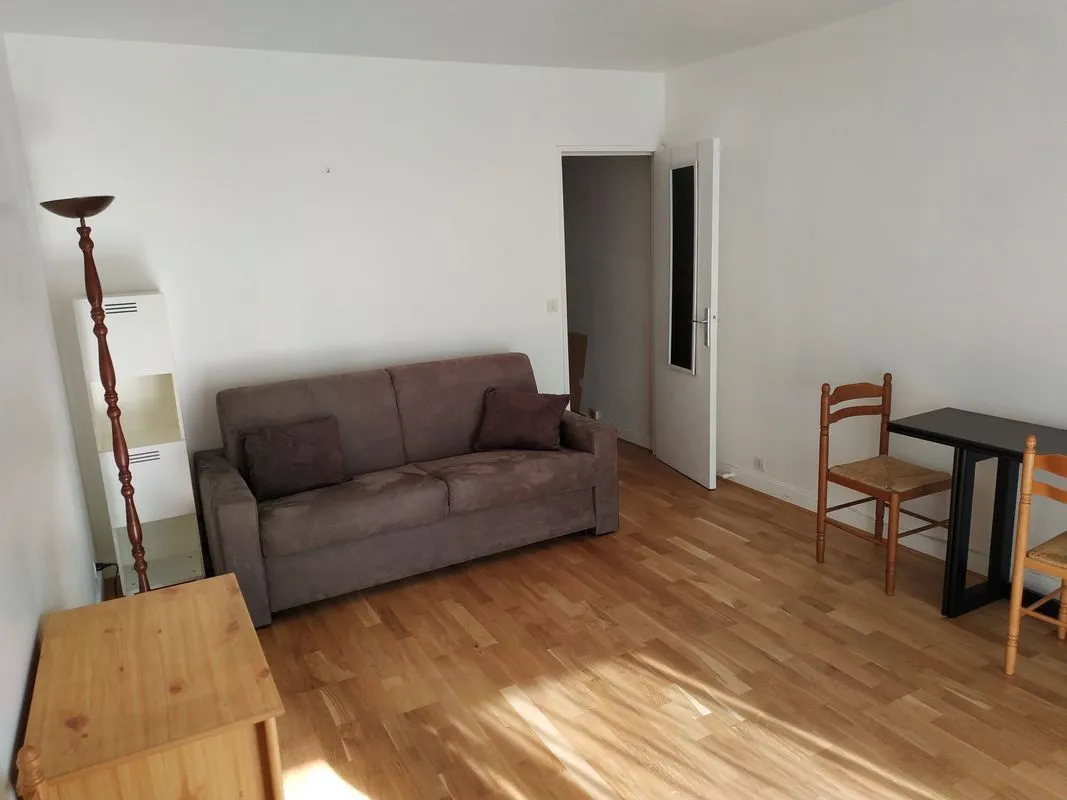 Location Paris Appartement 6a47755202ba