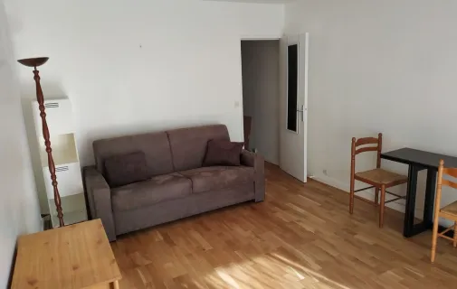 Location Paris Appartement 6a47755202ba