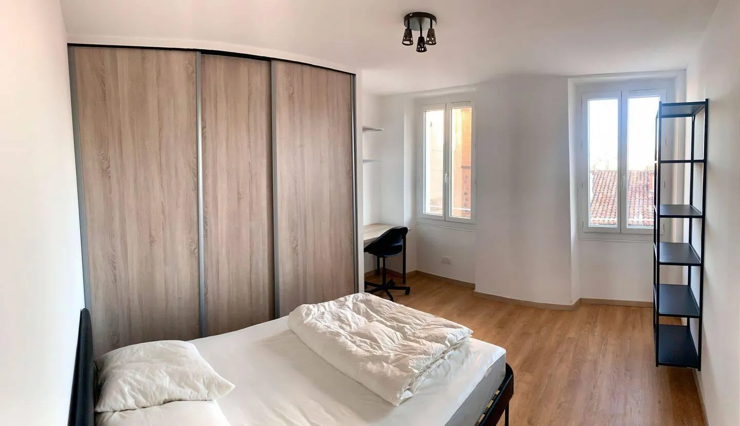 Location Marseille Appartement 6a4782374e55