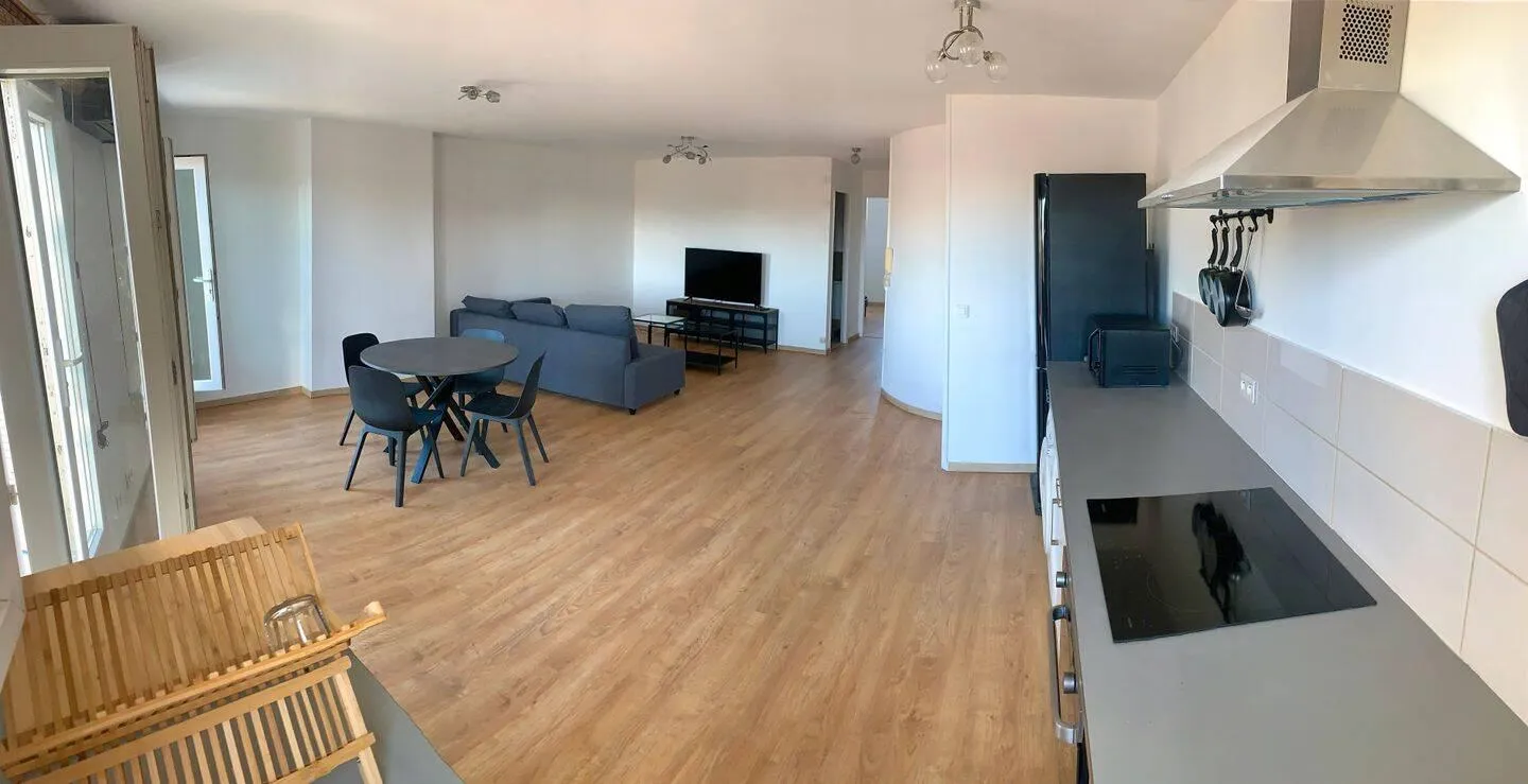 Location Marseille Appartement 6a4782374e55