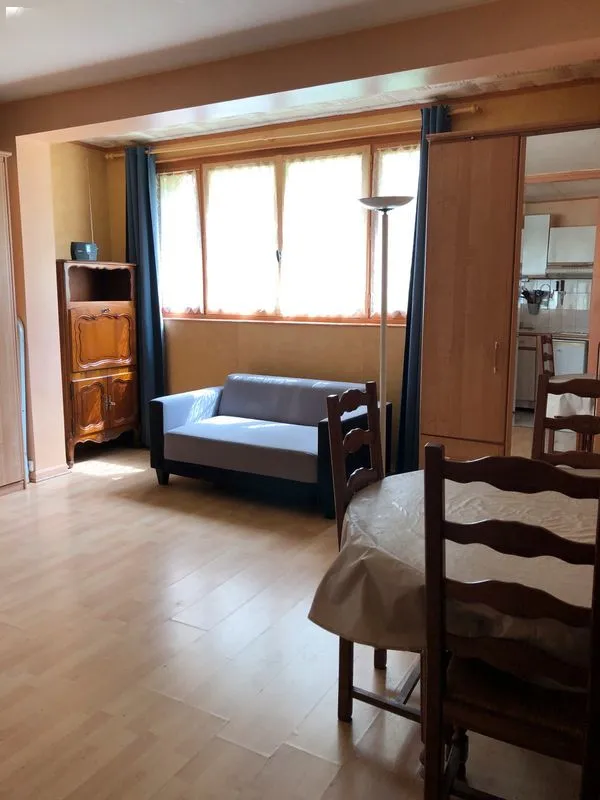Location Ville-d'Avray Appartement 6a4785a17f57