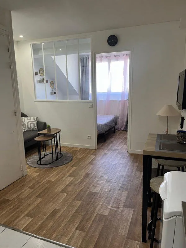 Location Paris Appartement 6a478733d909