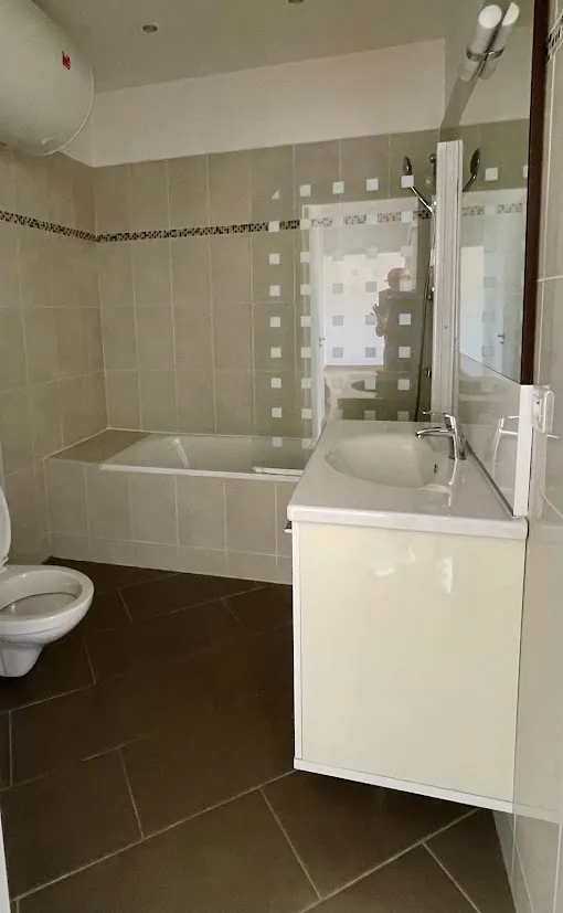 Location Neuilly-sur-Seine Appartement 6a47a135809a