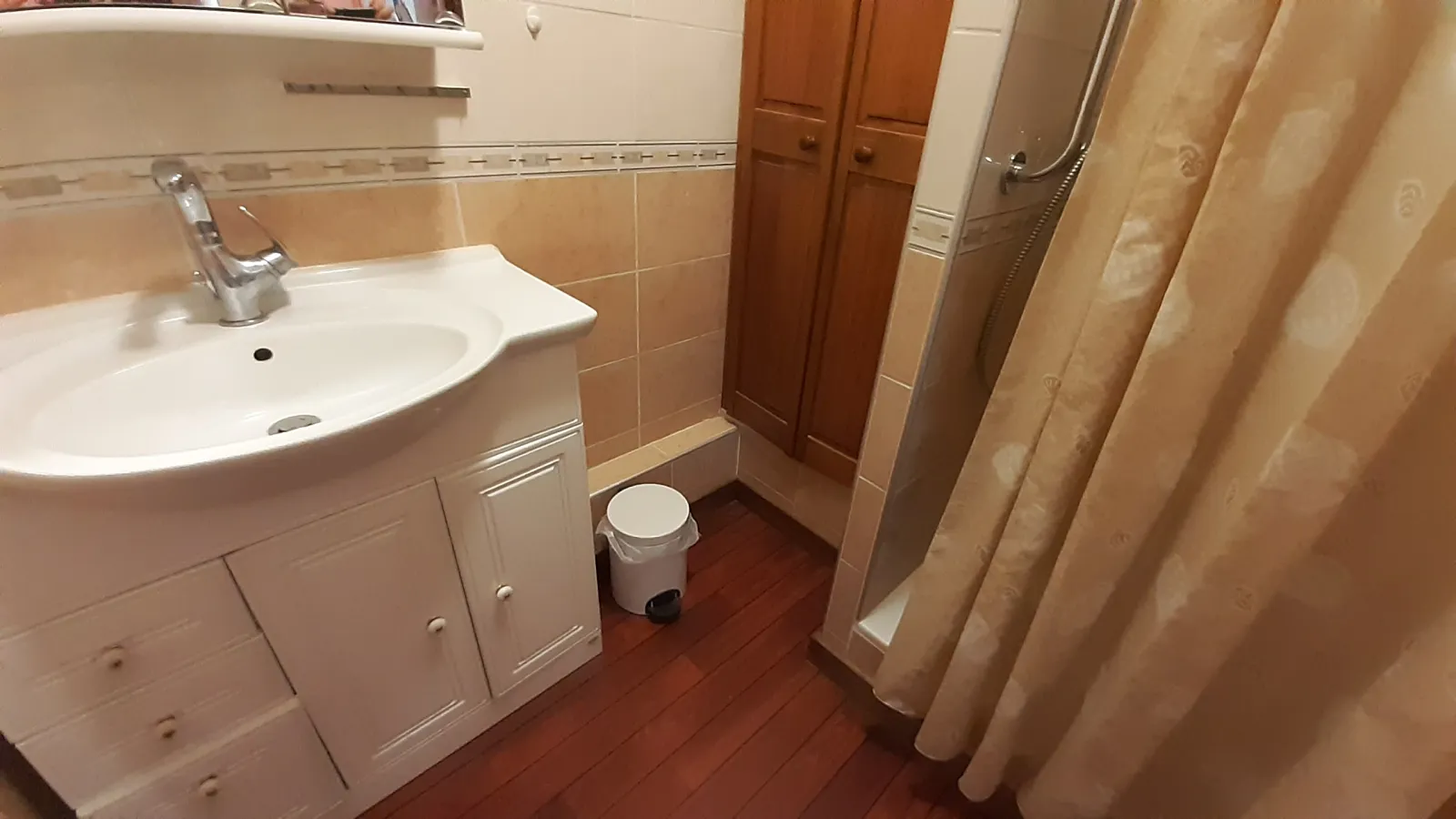 Location Caluire-et-Cuire Appartement 6a494d4aa545