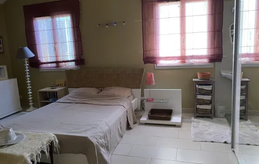 Location Curis-au-Mont-d'Or Chambre 6a4b5596ad7f