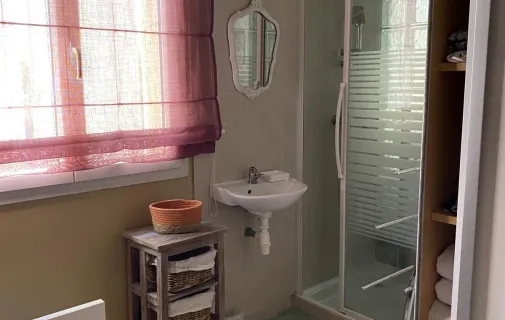 Location Curis-au-Mont-d'Or Chambre 6a4b5596ad7f