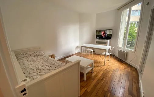 Location Issy-les-Moulineaux Appartement 6a4b64c2ba4a