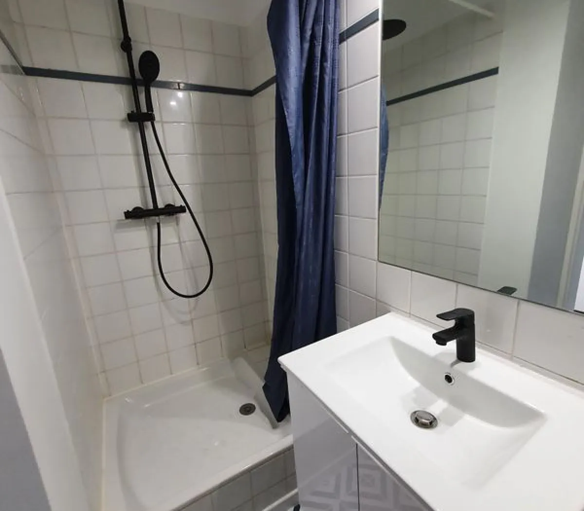 Location Issy-les-Moulineaux Appartement 6a4b669bc84f