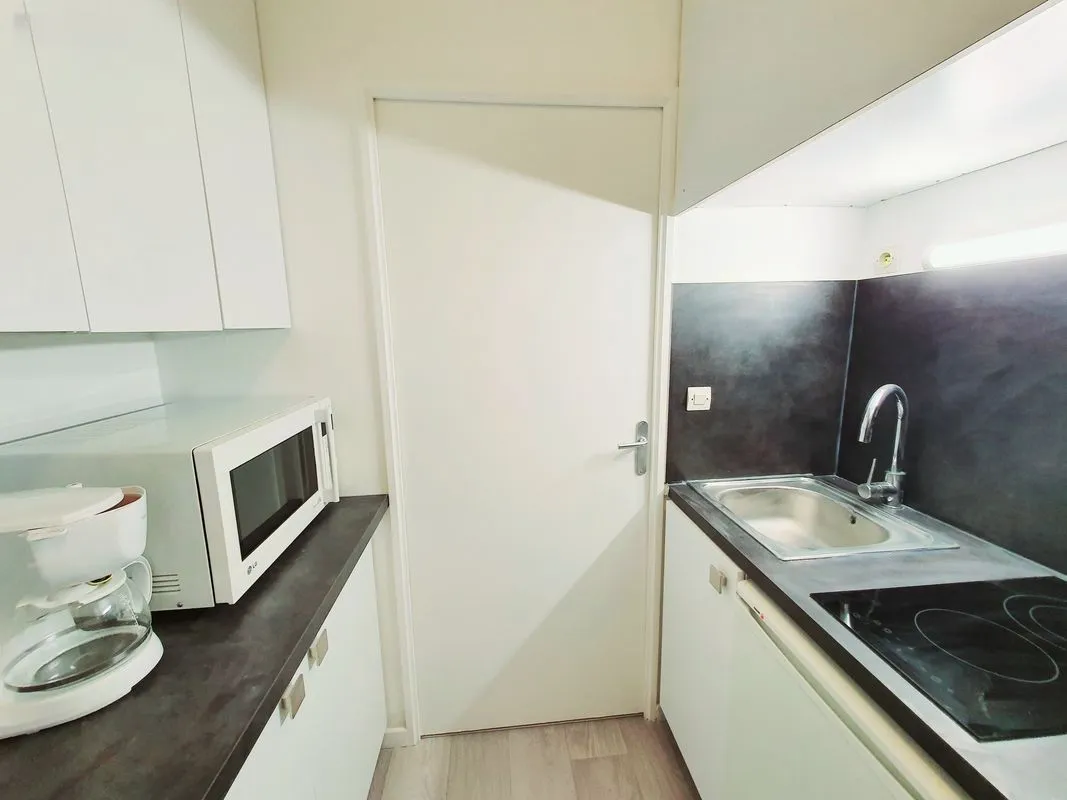 Location Issy-les-Moulineaux Appartement 6a4b669bc84f
