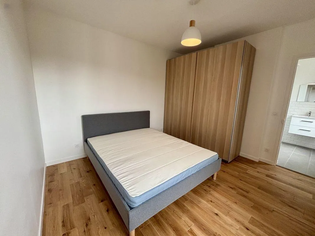 Location Asnières-sur-Seine Appartement 6a4b75e95aeb