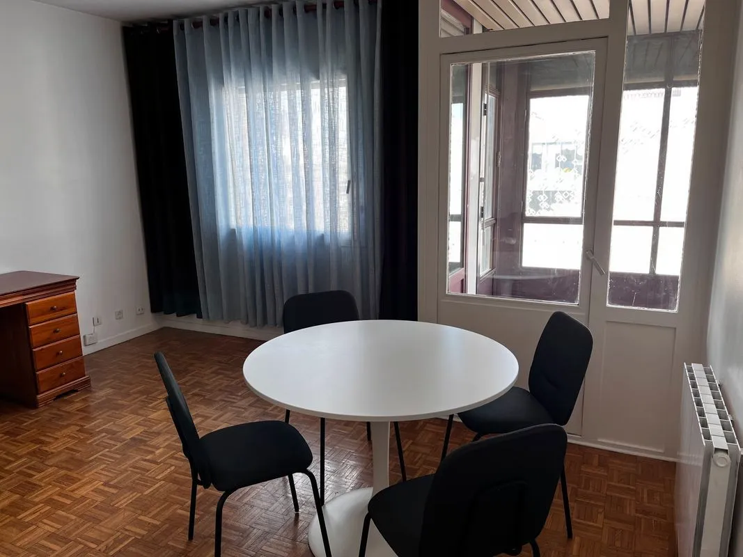 Location Lyon Appartement 6a4b93acf142