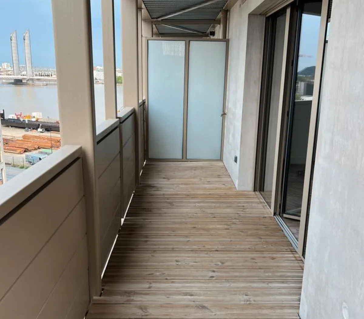 Location Bordeaux Appartement 6a4bb75f0a4e
