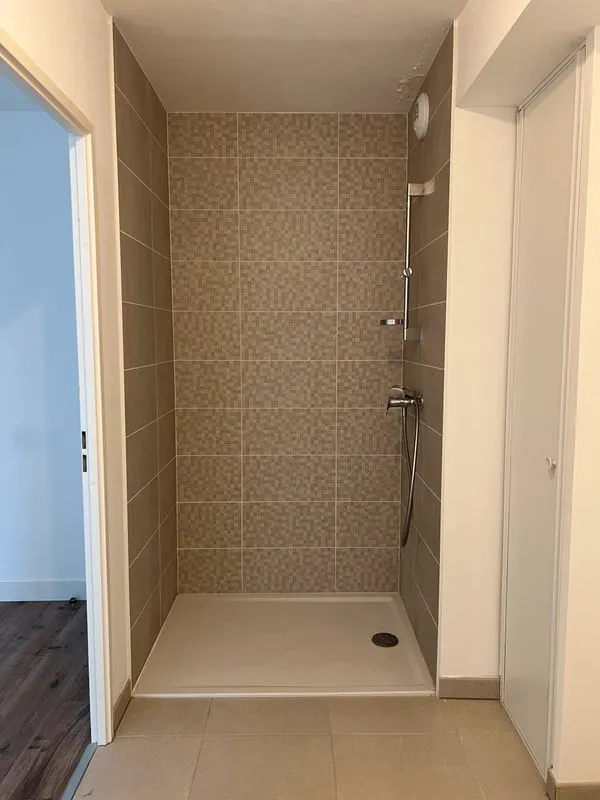 Location Bordeaux Appartement 6a4bb75f0a4e