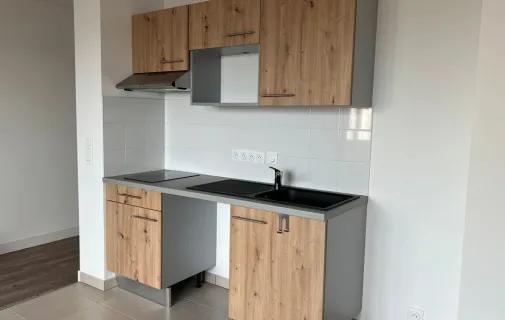 Location Bordeaux Appartement 6a4bb75f0a4e
