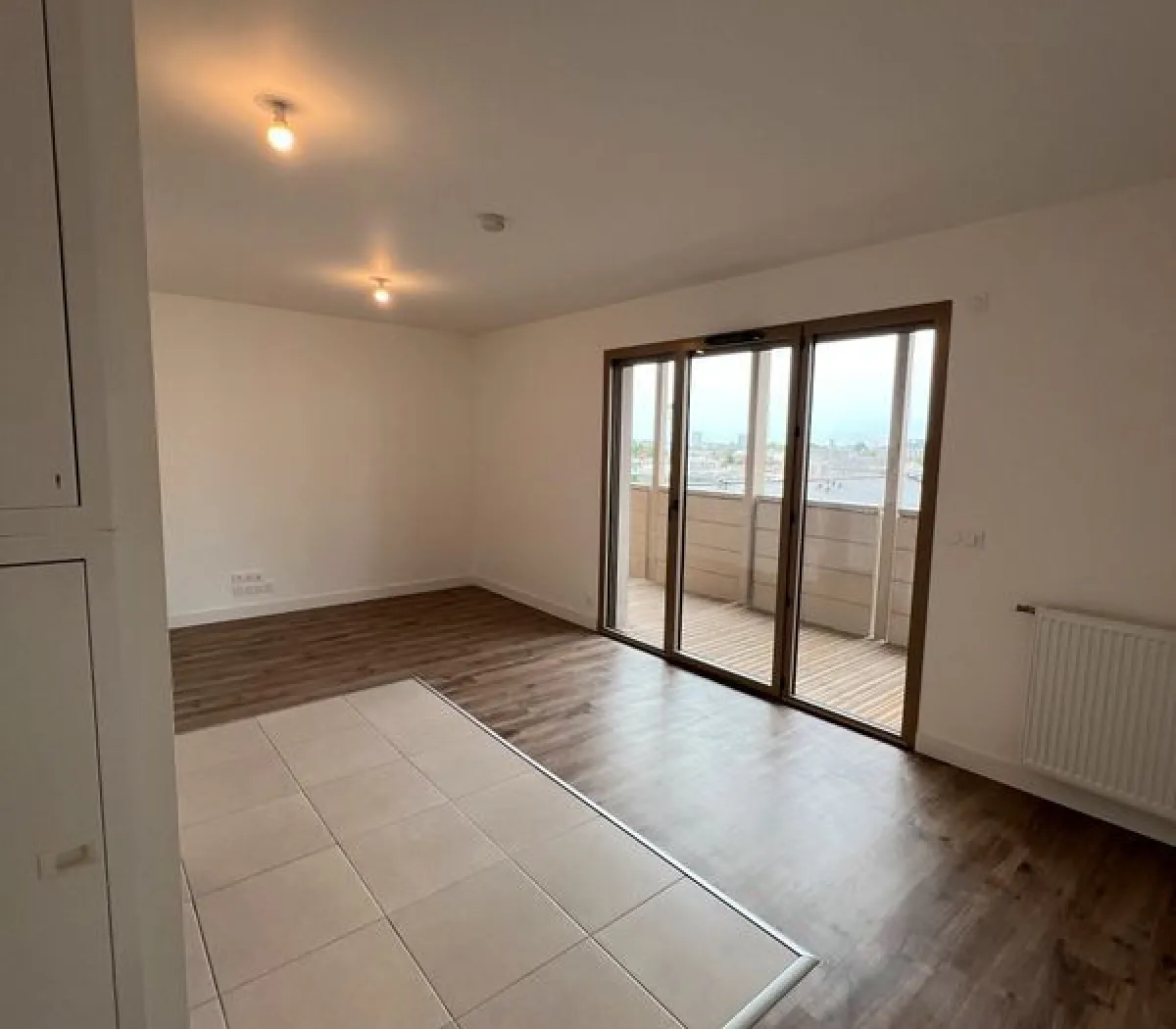 Location Bordeaux Appartement 6a4bb75f0a4e