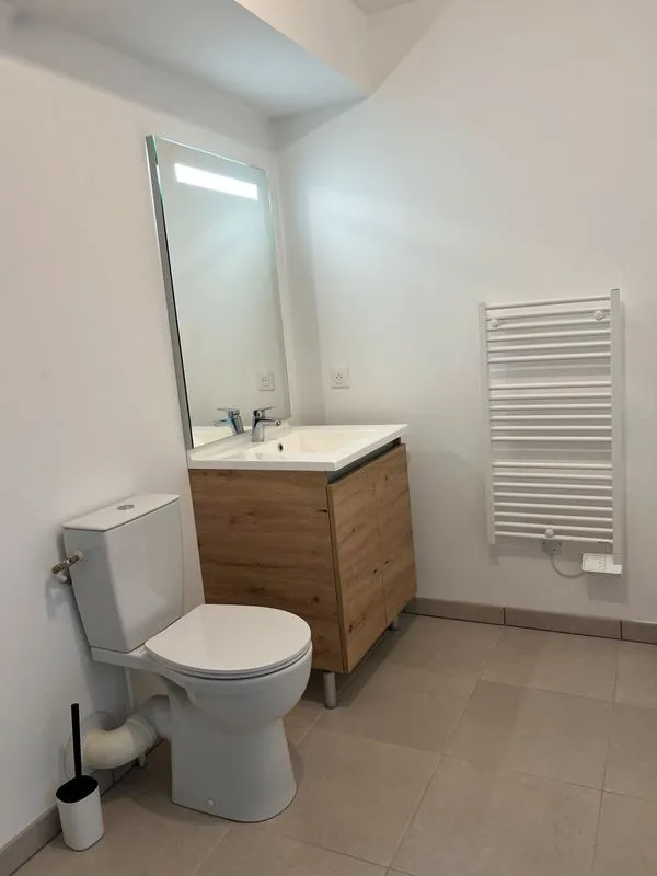 Location Bordeaux Appartement 6a4bb75f0a4e