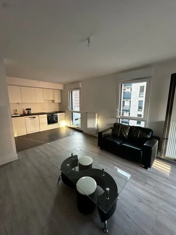 Location Romainville Appartement 6a4bbcb4cf48
